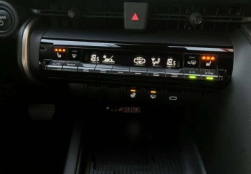 Toyota C-HR II SUV 1.8 Hybrid 140KM 2025 Toyota C-HR Toyota C-HR 1.8 Hybrid Executive 1.8 Hybryda 140KM, zdjęcie 28