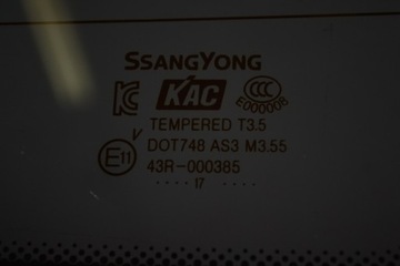 SSANGYONG KORANDO VÍKO KUFRU ZADNÍ FLAMING RED 2.2 XDI 2018 RHD