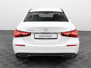 Mercedes Klasa A W177/V177 Sedan Facelifting 2.0 200d 150KM 2023 Mercedes A 200 GD8K606#200 d Progressive 8G-DCT, zdjęcie 9