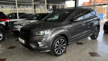 Ford Kuga II SUV Facelifting 1.5 EcoBoost 150KM 2018 Ford Kuga Ford Kuga 1.5 Ecoboost 150 km ST line 1.5 Benzyna 150KM
