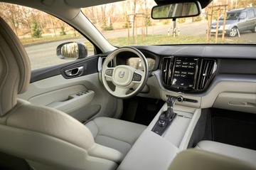 Volvo XC60 II Crossover T4 190KM 2019 SUPER KONFIGURACJA__ PIĘKNIE UTRZYMANY __JASNE SKÓRY, zdjęcie 34