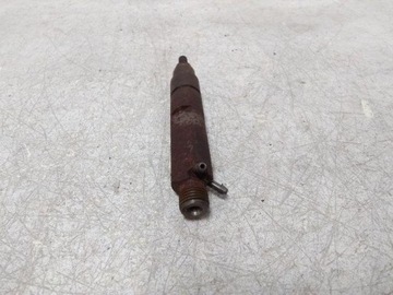 03813020G VSTŘIKOVAČE 1.9 TDI 85 2000 VW BORA VARIANTA (1J6)