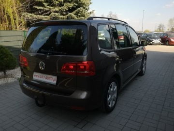 Volkswagen Touran II 1.6 TDI 105KM 2011 Volkswagen Touran 1.6 TDI 105KM Klimatronic, zdjęcie 5