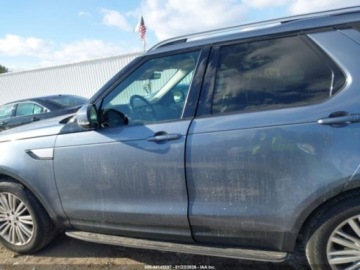 Land Rover Discovery V 2020 Land Rover Discovery Hse Td6 2020 3.0 Diesel 254KM, zdjęcie 2