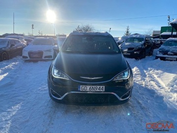 Chrysler Pacifica II 2017 Chrysler Pacifica 3.6 v6 najbogatsza wersja 7 os. Bez wkladu 1.rok gwaranc, zdjęcie 15