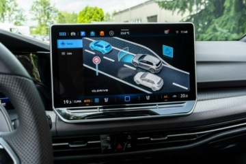 Volkswagen Golf VIII R Facelifting 2.0 TSI 333KM 2026 Volkswagen Golf R 2.0 TSI 4Motion 333 KM DSG, zdjęcie 34