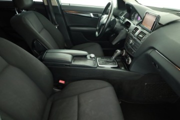 Mercedes Klasa C W204 Kombi T204 2.2 220CDI BlueEfficiency 170KM 2010 Mercedes C C 220 CDI, 167 KM, Automat, Klima, zdjęcie 6