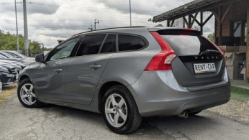 Volvo V60 I Kombi Facelifting 2.0 D2 DRIVE-E 120KM 2015 Volvo V60 2.0D 120PS OPŁACONY Bezwypadkowy Serwis, zdjęcie 10
