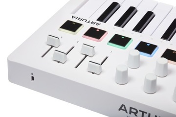Arturia Minilab 3 НОВЫЙ + АНАЛОГОВЫЙ ЛАБОРАТОРНЫЙ ABLETON w24h