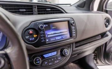 Toyota Yaris III Hatchback 5d Facelifting Hybrid 100KM 2017 Toyota Yaris Hybrid 100 Selection 1.5 Hybryda 100KM, zdjęcie 33