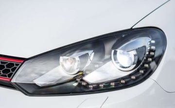 Volkswagen Golf VI Cabriolet 2.0 TSI GTI 210KM 2013 Volkswagen Golf Volkswagen Golf Cabrio GTI 2.0 Benzyna 210KM, zdjęcie 25