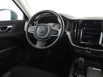 Volvo XC60 II 2019 Volvo XC 60 mHEV 4x4 automat full LED półskóra, zdjęcie 15
