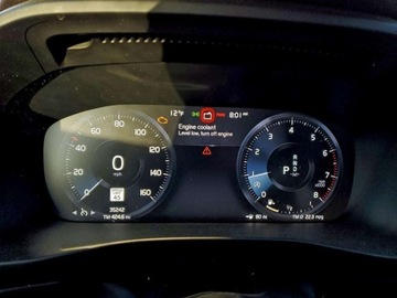 Volvo XC40 2021 Volvo XC 40 T5 Momentum 2021 2.0 Benzyna 248KM, zdjęcie 9