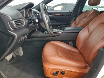 Maserati Levante 2017 Maserati Levante 2017 MASERATI LEVANTE 3.0 Benzyna 424KM, zdjęcie 6