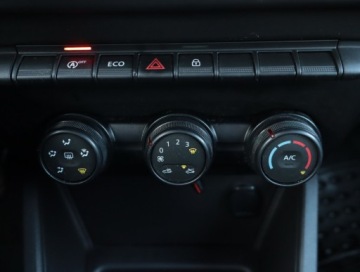 Dacia Duster II SUV 1.5 Blue dCi 95KM 2018 Dacia Duster 1.5 Blue dCi, Salon Polska, Klima, zdjęcie 12