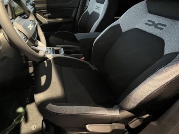 Dacia Duster III 2026 Od ręki - Journey aut 1.2 Eco-G LPG 120KM / Pakiet Parking, Zimowy Plus, zdjęcie 7
