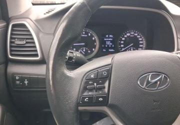 Hyundai Tucson III SUV Facelifting 1.6 GDi 132KM 2019 Hyundai Tucson 1.6 GDI 132KM Salon PL grzane fotele i kierownica dealer, zdjęcie 14