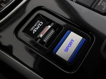 Mitsubishi Outlander III 2018 Mitsubishi Outlander 224KM PHEV 4x4 alcantara, zdjęcie 26
