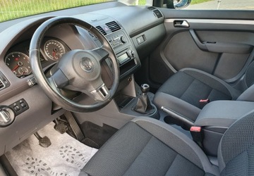 Volkswagen Touran II 1.2 105KM 2011 Volkswagen Touran 6-Biegow Tempomat Czujniki Parkowania Grzane Fotele 7-Os, zdjęcie 6