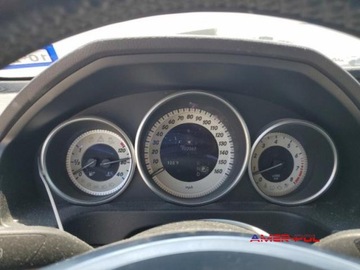 Mercedes Klasa E W213 2016 Mercedes-Benz Klasa E 2016 r., 3,5L 350 E 3.5 Benzyna 302KM, zdjęcie 6