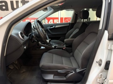 Audi A3 8P Hatchback 3d 2.0 TDI CR 140KM 2010 Audi A3 Sportback ledy bi xenon 2.0 tdi 140 konny manualna skrzynia bezwyp, zdjęcie 23