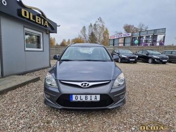 Hyundai i30 I CW Facelifting 1.4 DOHC 109KM 2010 Hyundai i30 Hak Usb iPOD Aux Mp3 1.4 Benzyna 109KM, zdjęcie 1