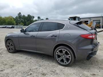 Maserati Levante 2017 Maserati Levante S Sport 2017 3.0l 3.0 Benzyna 424KM, zdjęcie 1