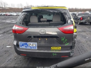 Toyota Sienna III 2020 Toyota Sienna L 2020 3.5 Benzyna 296KM, zdjęcie 4