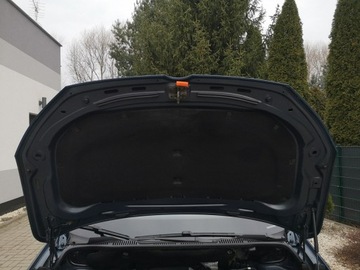 Volkswagen Touran II 1.2 105KM 2013 Volkswagen Touran 1.2TFSI 105KM Klimatronic Isofix, zdjęcie 22