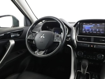 Mitsubishi Eclipse Cross SUV 1.5 T 163KM 2017 Mitsubishi Eclipse Cross 4x4 automat skóra navi, zdjęcie 15