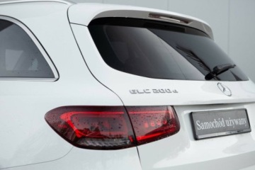 Mercedes GLC C253 SUV Facelifting 2.0 200d 163KM 2022 Mercedes-Benz GLC 200d 4Matic AMG Line Salon PL Autotrade 2.0 Diesel, zdjęcie 6
