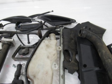 Болты + ось + лапка и т.д. Yamaha R-6, 01r RJ03