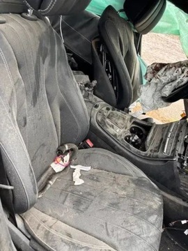 Mercedes Klasa E W213 Kombi Facelifting 2.0 E220d 194KM 2021 Mercedes-Benz Klasa E 2.0 Diesel 194KM, zdjęcie 6