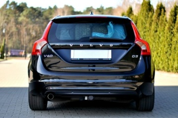 Volvo V60 I Kombi Facelifting 2.0 D3 136KM 2014 Volvo V60 2.0 D3 5-Cylindrów Lift Digital Led, zdjęcie 34