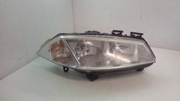 Reflektor prawy Lampa Przód Renault Megane II
