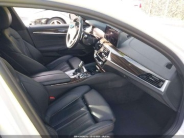 BMW Seria 5 G30-G31 2022 BMW Seria 5 530i 2022 2.0 Benzyna 248KM, zdjęcie 9