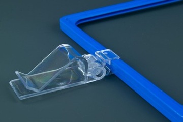 UCHWYT SKRZYNKOWY DO RAMKI PLAKATOWEJ