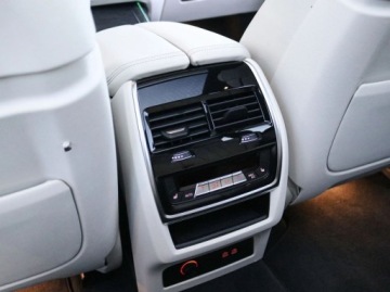 BMW X7 SUV Facelifting 3.0 40d 352KM 2025 BMW X7 BMW X7 xDrive40d LCI 3.0 Diesel 352KM, zdjęcie 26