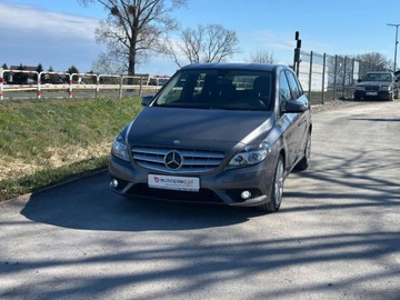 Mercedes Klasa B W246 Sports Tourer 180 CDI BlueEFFICIENCY 109KM 2013 Mercedes-Benz Klasa B Raty Automat klima Kamera Zadbany Swiezy Import Zar, zdjęcie 2