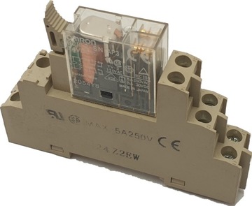 przkaźnik OMRON G2R-SN-AP3 24VDC 2xtor + P2RF-08-E