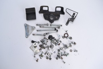 Śruby stelaż wypełnienie YAMAHA YS 125 17-21