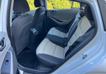 Hyundai IONIQ Hatchback 1.6 GDi 141KM 2018 Hyundai IONIQ 1.6 Hybrid 141KM F-LED Infinity NAV Climatronic Kamera SERWI, zdjęcie 22