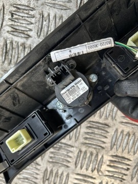 PANEL TLAČÍTKO PŘEDEHŘÁNÍ WENTLACJI SEDADLA PŘEDNÍ REXTON II G4 2017->