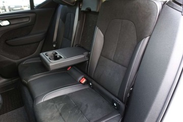 Volvo XC40 2021 Volvo XC 40 B4 Mild-hybrid AWD R-Design Bezwypadek salon PL FV23, zdjęcie 9