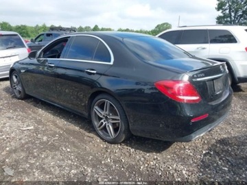 Mercedes Klasa E W213 2019 Mercedes-Benz Klasa E E300 4matic 2.0 Benzyna 241KM, zdjęcie 2