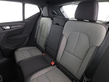 Volvo XC40 Crossover Facelifting 2.0 B3 163KM 2022 Volvo XC 40 FV23% automat B3 mHEV kamera navi LED, zdjęcie 16