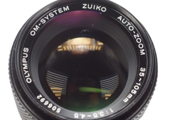 OLYMPUS OM-SYSTEM ZUIKO АВТОМАТИЧЕСКИЙ ЗУМ 3,5–4,5/35–105 ММ