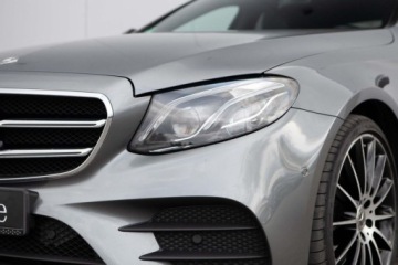 Mercedes Klasa E W213 Limuzyna 2.0 220d 194KM 2019 Mercedes-Benz Klasa E E220d 4 Matic AMG Salon Polska Autotrade Mercedes, zdjęcie 1