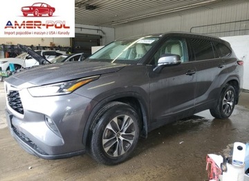 Toyota Highlander III 2021 Toyota Highlander XLE 2021 3.5l 3.5 Benzyna 295KM