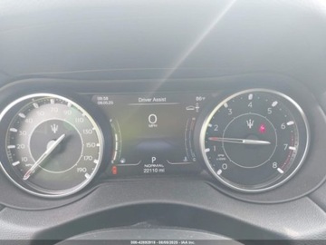 Maserati Levante 2023 Maserati Levante GT, 2023r., 4x4, 3.0L 3.0 Benzyna 345KM, zdjęcie 10